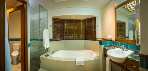 Green Island Resort - Tourism Guide 4
