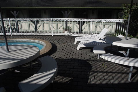 Ascot Motor Inn - Travel Agents 5