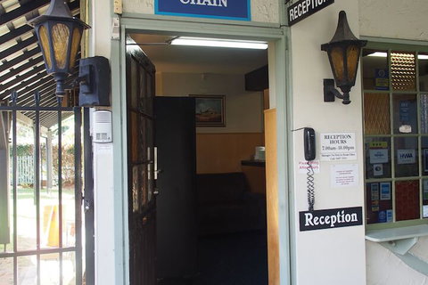 Ascot Motor Inn - Travel Agents 1