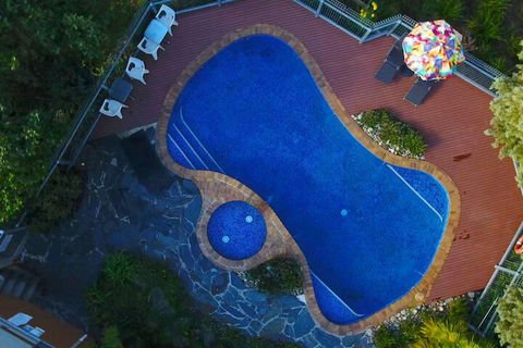 Mountain Creek Motel - Travel Agents 4