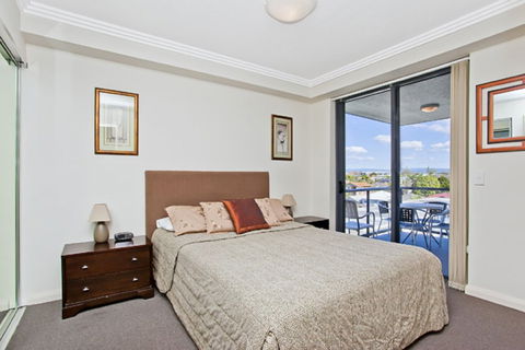 Aqualine Apartments - Travel Search 3