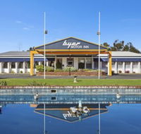 Byer Fountain Motor Inn Holbrook - Travel Agents