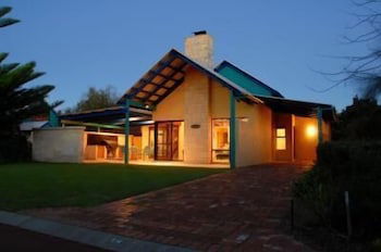Dunsborough Beach Cottages - Tourism Guide 4