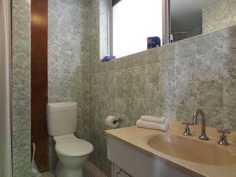 Downtown Motel - Travel Agents 1