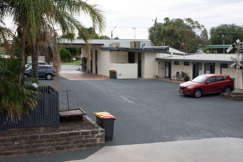 Pioneer Station Motor Inn - Travel Search 0