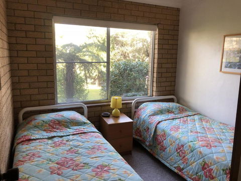 Flat 1 3 Bay Lane - Tourism Guide 1