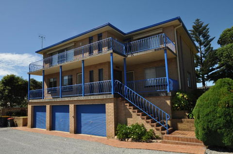 Flat 1 3 Bay Lane - Tourism Guide 6