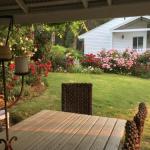 Applegate Lane Chalet - Tourism Guide 0
