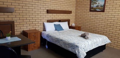 Darling River Motel - Travel Search 6