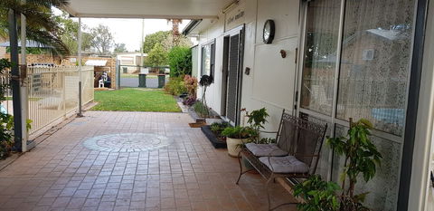 Darling River Motel - Travel Search 5
