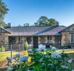 Stoneleigh Cottage Bed  Breakfast