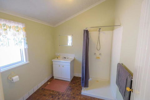 Lewana Cottages - Tourism Guide 6