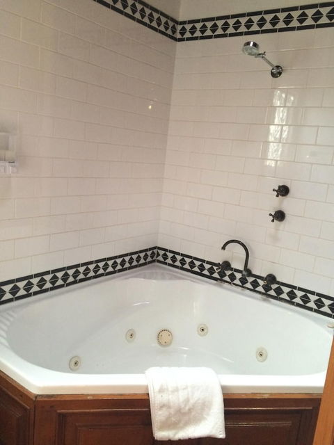 Daly View Bed & Breakfast - Travel Search 1