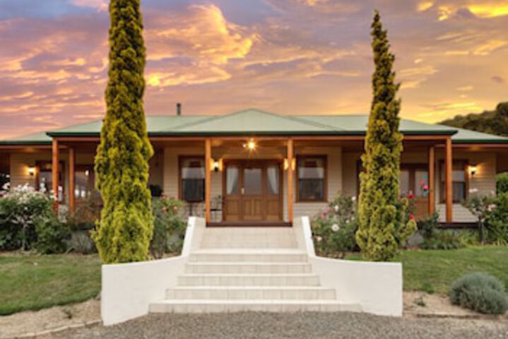 Wattle Grove TAS Tourism Guide