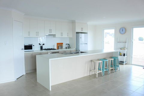 Bayview House - Travel Search 4
