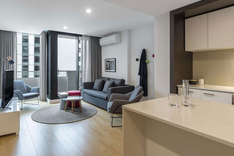 Oaks Melbourne Southbank Suites - Travel Search 4
