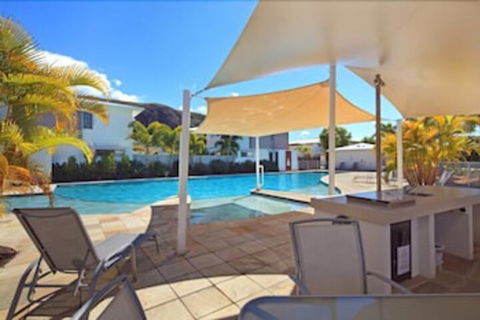 Coolum Villas - Travel Search 5