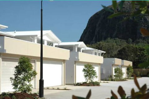 Coolum Villas - Travel Search 7