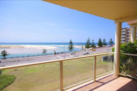 Avilla Court 2 - Tourism Guide 1