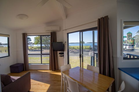 South Coast Retreat - Tourism Guide 3