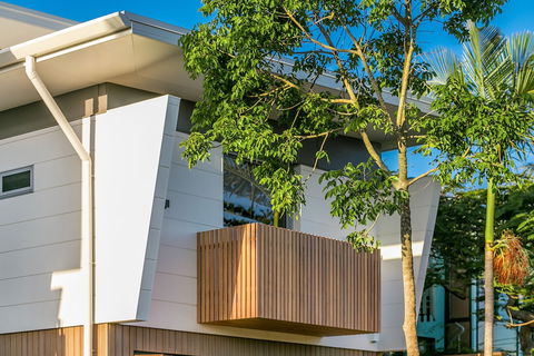 A PERFECT STAY - KoKo's Beach Houses 1 And 2 - Cruises Travel 0