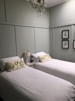 The Bundanoon Guest House - Travel Search 5
