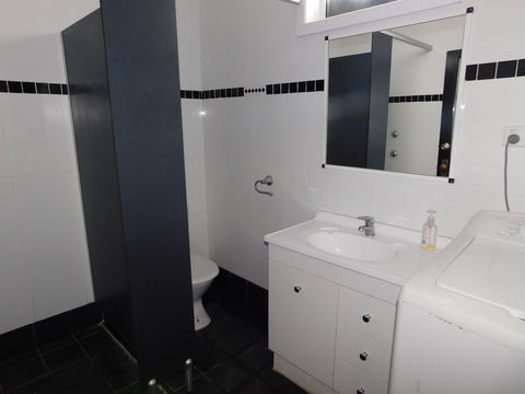 Royal Hotel Moree - Travel Search 3