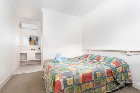 Royal Hotel Moree - Travel Search 4