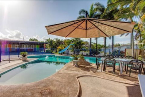 Galaxy Mackay Motor Inn - Travel Search 4