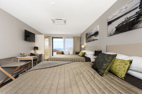 Allure On Ocean Motel - Travel Search 5