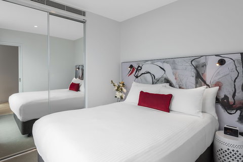 Imagine Marco - Travel Agents 4