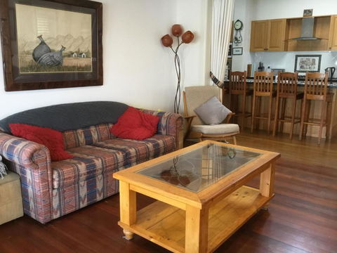 A Homestead On Market - Tourism Guide 1