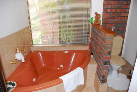 Gaerwood B & B - Travel Search 5