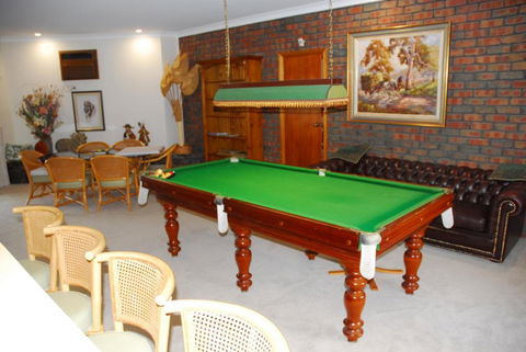 Gaerwood B & B - Travel Search 4
