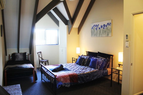 Dalby Apartments Self Contained Motel - Travel Agents 6