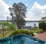 The House on the Lake at Fishing Point Lake Macquarie honestly put the line in  catch fish - Tourism Guide