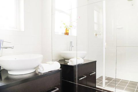 Angaston Mews Apartments - Travel Agents 5