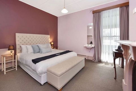 Hotel Etico At Mount Victoria Manor - Travel Search 7