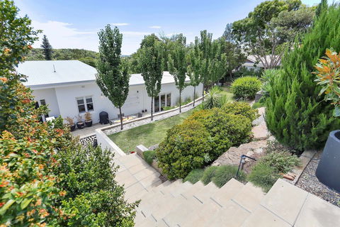 Barossa White House - Tourism Guide 5
