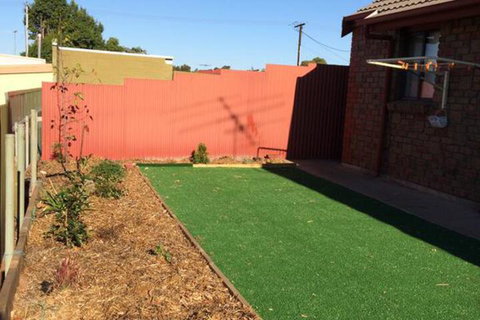 Maple Tree Cottage - Travel Agents 4