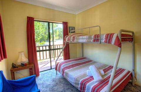 Merindah - Travel Agents 1