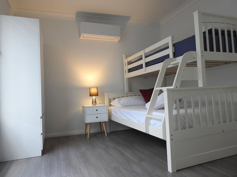 Lismore Lake Holiday Park - Travel Agents 0