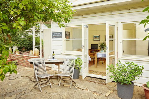 Lochinver Farm Homestead & Cottages - Cruises Travel 1