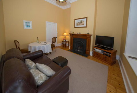 Yankalilla Bay Homestead - Tourism Guide 6