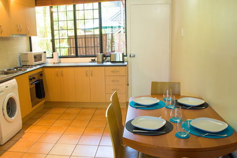 Riverpark-studio Apartment - Travel Search 5