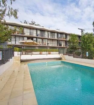 Riverpark-studio Apartment - Travel Search 2