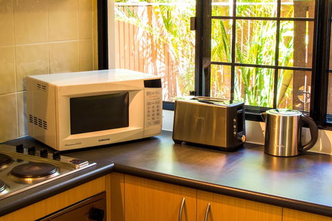 Riverpark-studio Apartment - Travel Search 6
