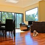 Gumtree Villa - Travel Search 0