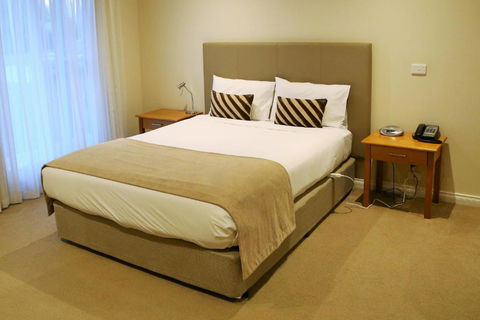 Allansford Hotel Motel - Cruises Travel 4