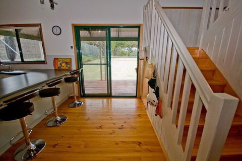 Cliff House Cottage - Travel Search 3